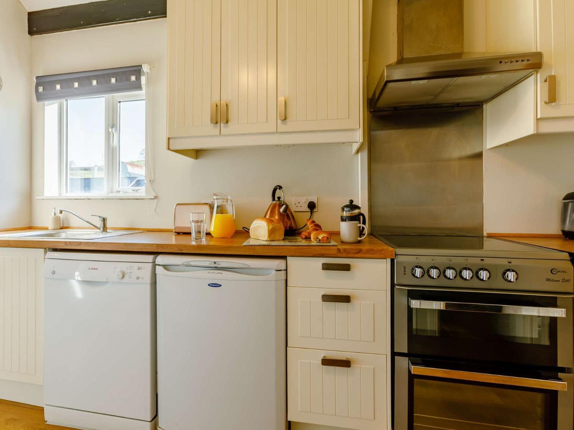2 Bed In Barnstaple 09089 Villa Umberleigh ภายนอก รูปภาพ